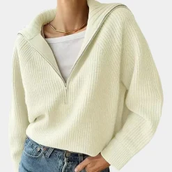 Topjes & Shirts Dames*Olina - Luchtige gebreide zomertop voor dames met stijlvolle halve rits