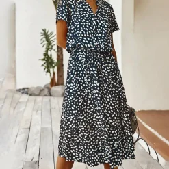 Jurken & Jumpsuits Dames*ORANE - Zomerse bedrukte v-hals jurk