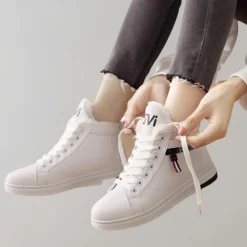 Damesschoenen*Quinn - Platte laarzen sneakers voor de zomer