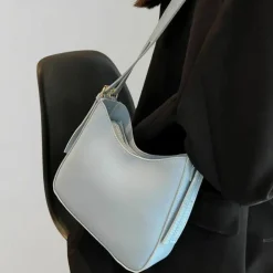 Tassen*Reija - Minimalistische crossbodytas voor de zomer