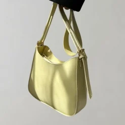 Tassen*Reija - Minimalistische crossbodytas voor de zomer