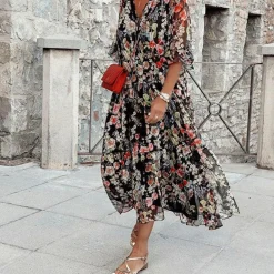 Jurken & Jumpsuits Dames*SABIHA - Elegante lange zomerjurk Zwart