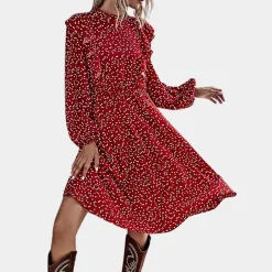 Jurken & Jumpsuits Dames*Stacy - Zomerse damesjurk met volle mouw en ruches Rood