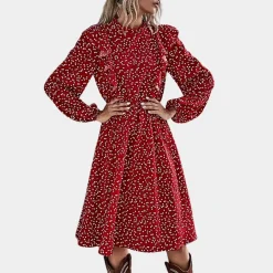 Jurken & Jumpsuits Dames*Stacy - Zomerse damesjurk met volle mouw en ruches Rood