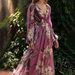 Jurken & Jumpsuits Dames*TORILL - Elegante maxi-jurk voor de zomer Paars