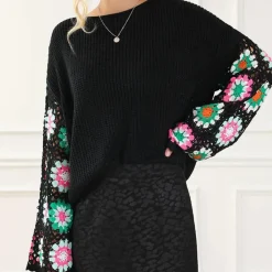 Truien & Vesten Dames*VICTORIA - Geraffineerd Zomerse Bloementrui voor Dames Zwart